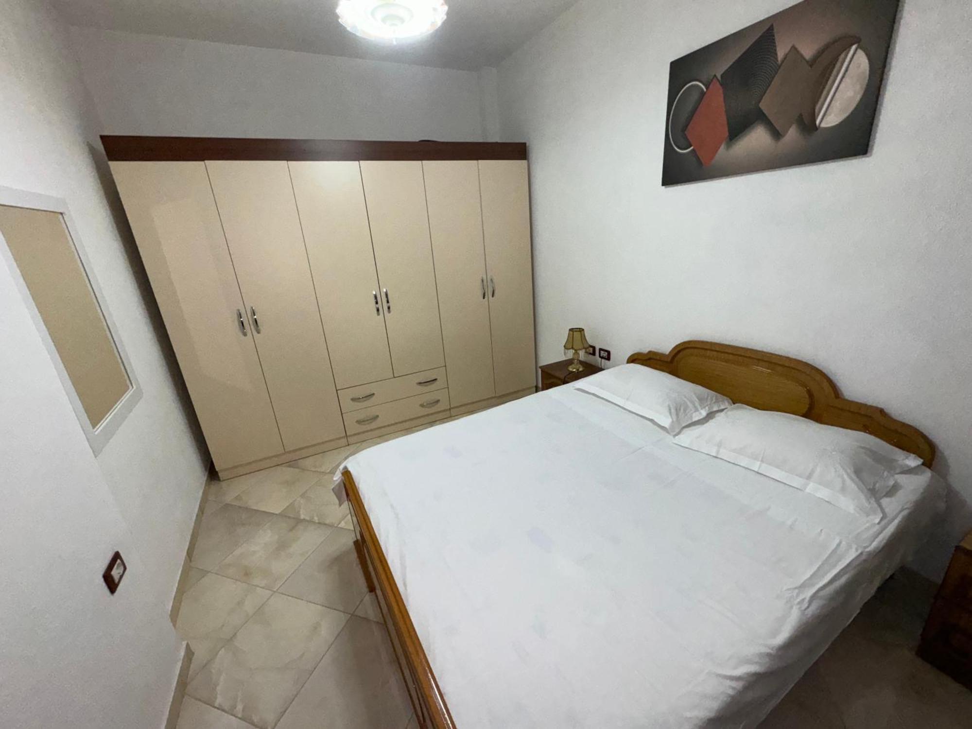 1 * Pogradec